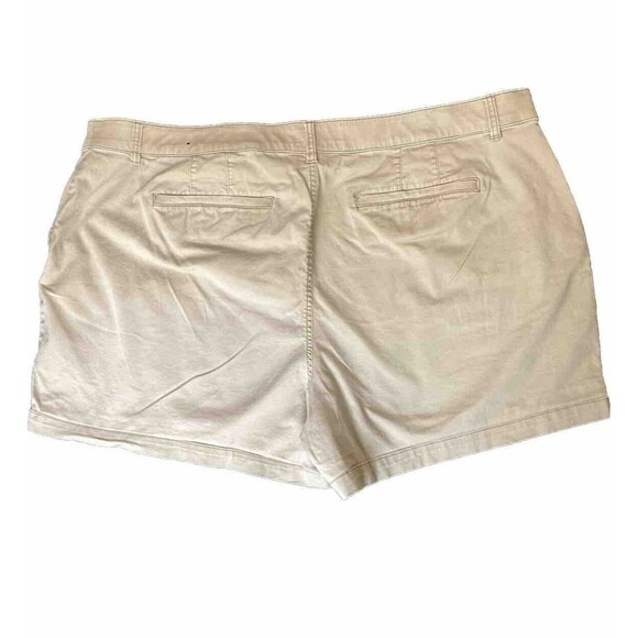 Lane Bryant Shorts Womens Plus Size 28 Chino High Rise Stretch Khaki - Picture 2 of 10